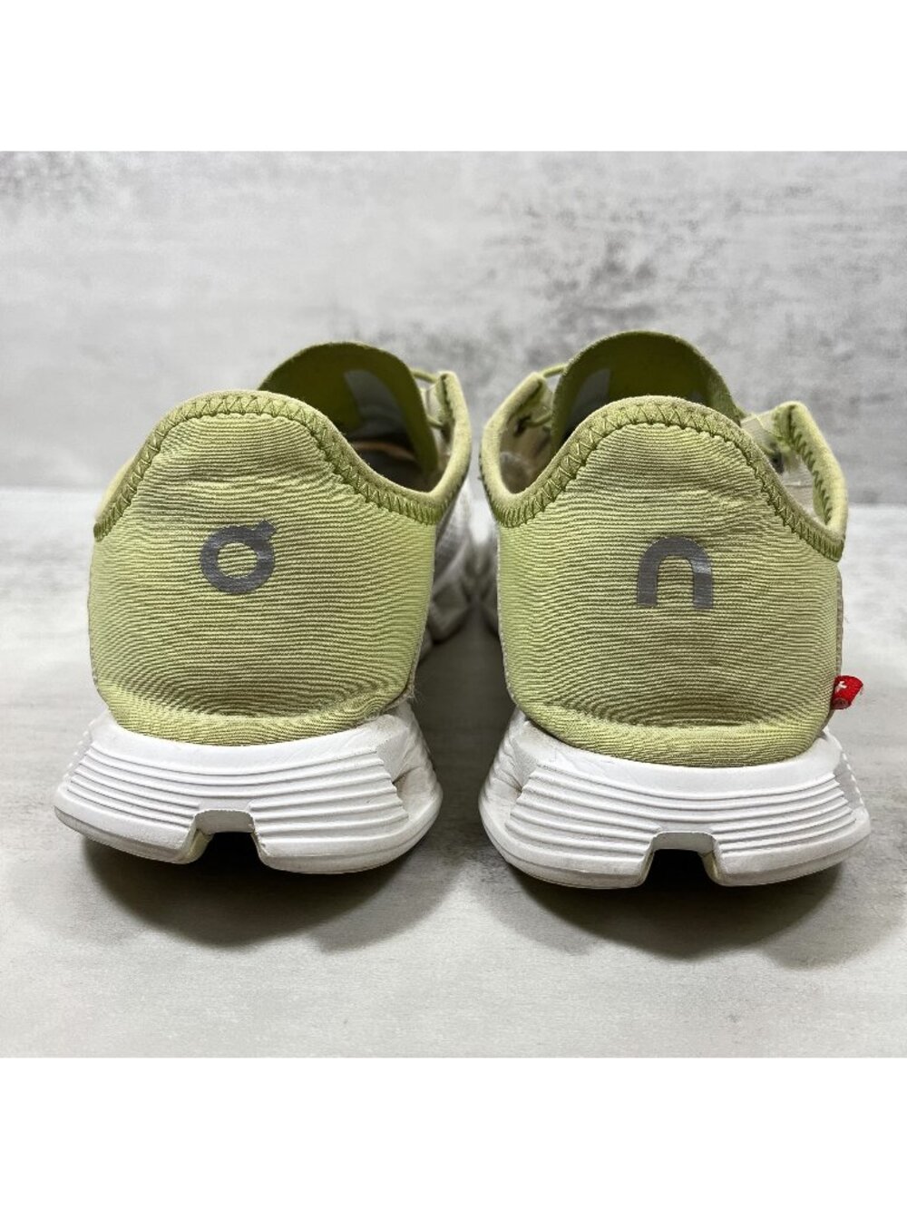 On Cloud 5 Coast Running Shoes - Women's Size 7.5 - White Green - Picture 6 of 9